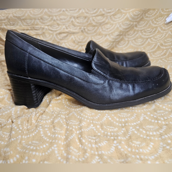 Y2K 90s Croft & Barrow Chantal Black Leather Block Heel Loafers size 6.5M Pumps - Picture 15 of 16